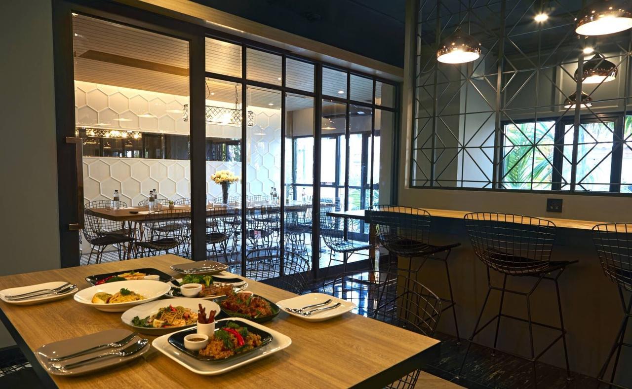 Chezzotel Pattaya Buitenkant foto
